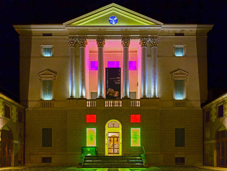 Immagine: Palazzo Fogazzaro